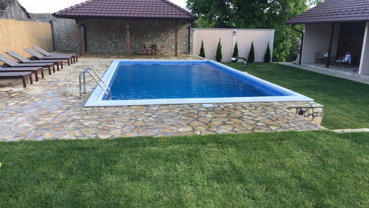 Aqualux Apartments Врднік Екстер'єр фото